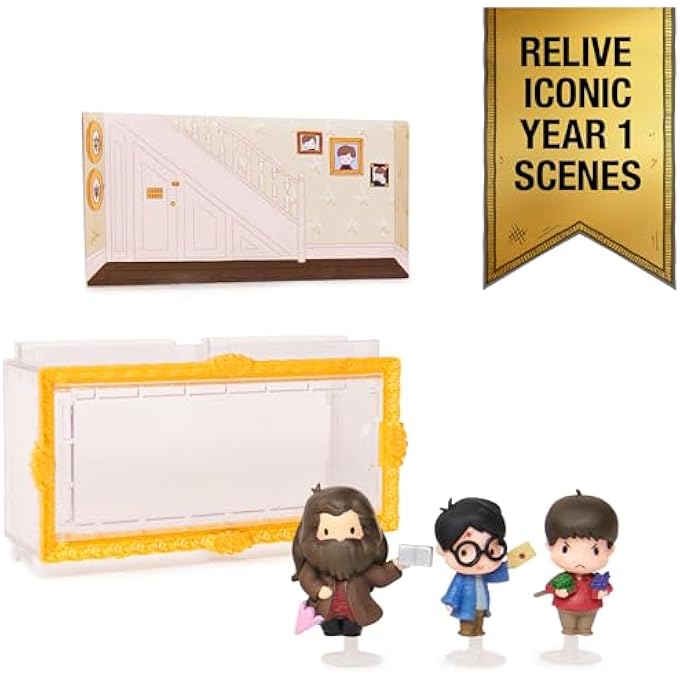 HARRY POTTER MICRO MAGICAL MOMENTS COLLECTIBLE FIGURES MULTIPACK "CABINET UNDER THE STAIRS" WITH HARRY POTTER, HAGRID, DUDLEY AND DISPLAY BOX, TOY FOR CHILDREN FROM 6 YEARS, FAN ITEM - Image 3